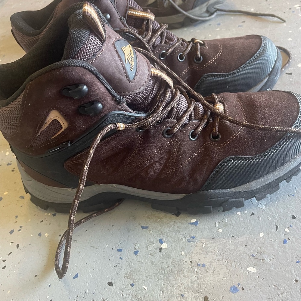 High Sierra Men's Athletic Shoes - Dark Brown and Black